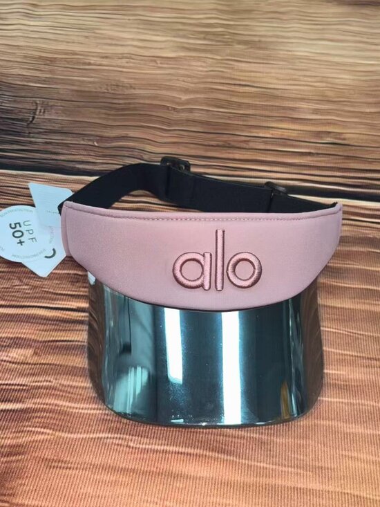 Alo Yoga Accessories - Alo Yoga Rose colored Airlift Solar Visor🧢Brand new unused🏷